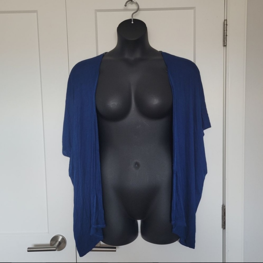 Lightweight short sleeve cardigan